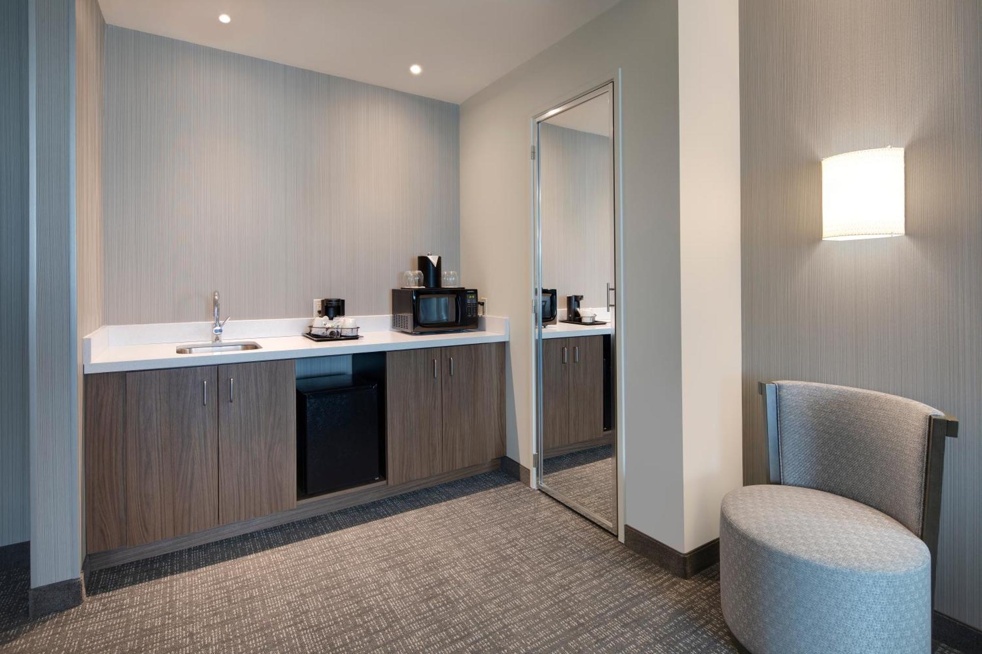 Courtyard By Marriott Atlanta Vinings/Galleria Smyrna Exterior foto