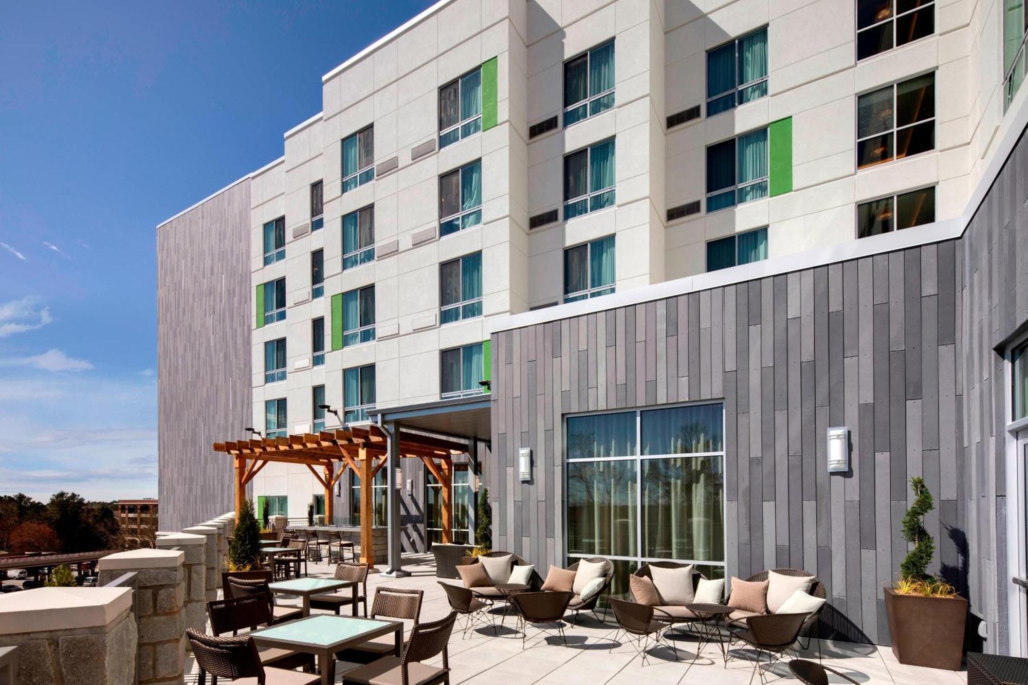 Courtyard By Marriott Atlanta Vinings/Galleria Smyrna Exterior foto